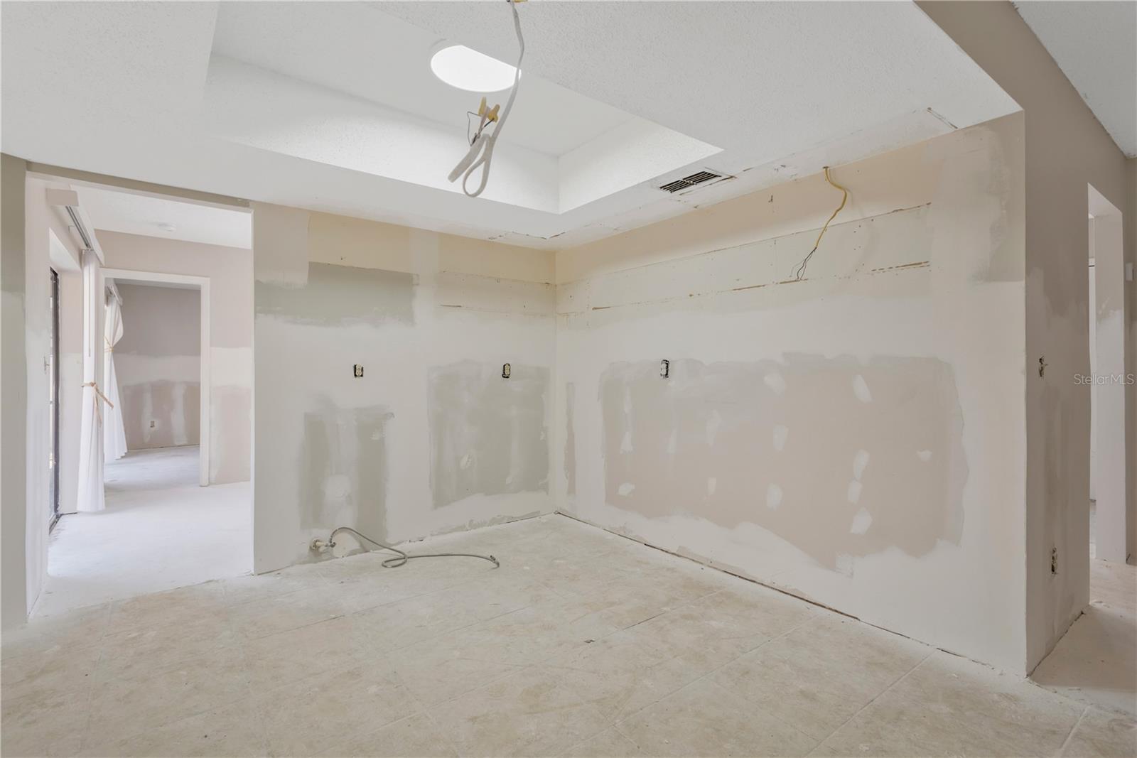 6507 Manila Palm Way Property Photo 15