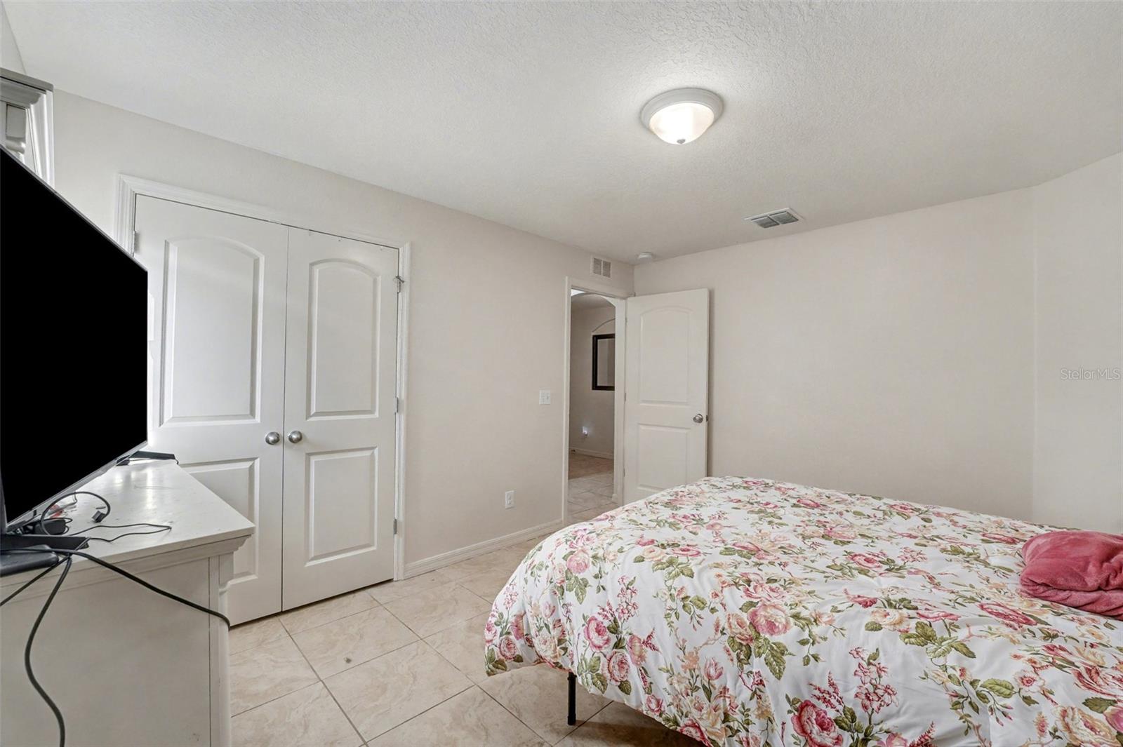 5630 Elsinore Way Property Photo 20