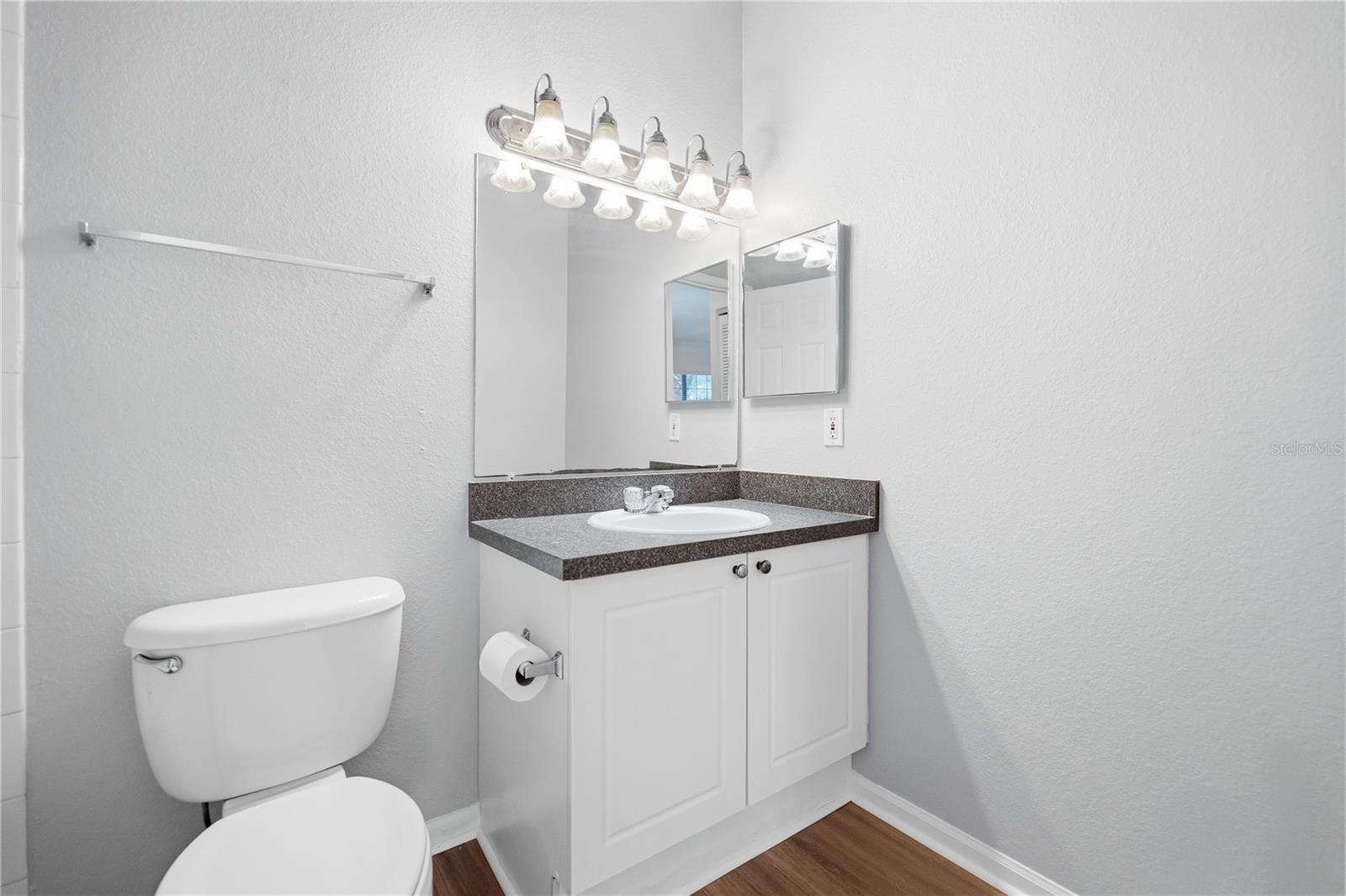 2171 Portofino Pl #7-2723 Property Photo 16