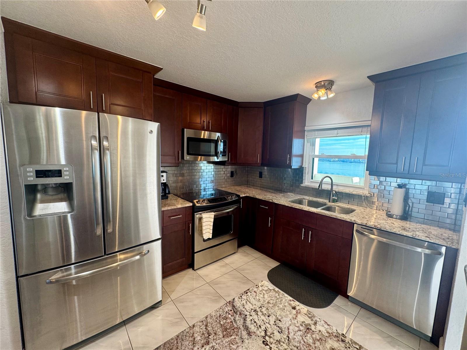 1230 Gulf Blvd #1402 Property Photo 10