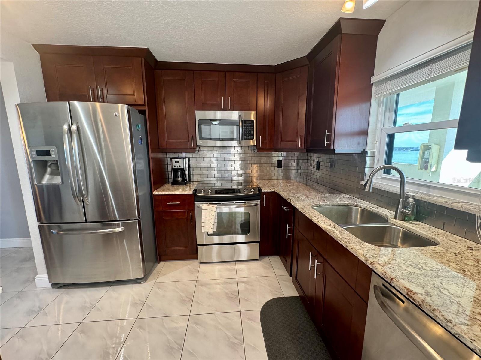 1230 Gulf Blvd #1402 Property Photo 11