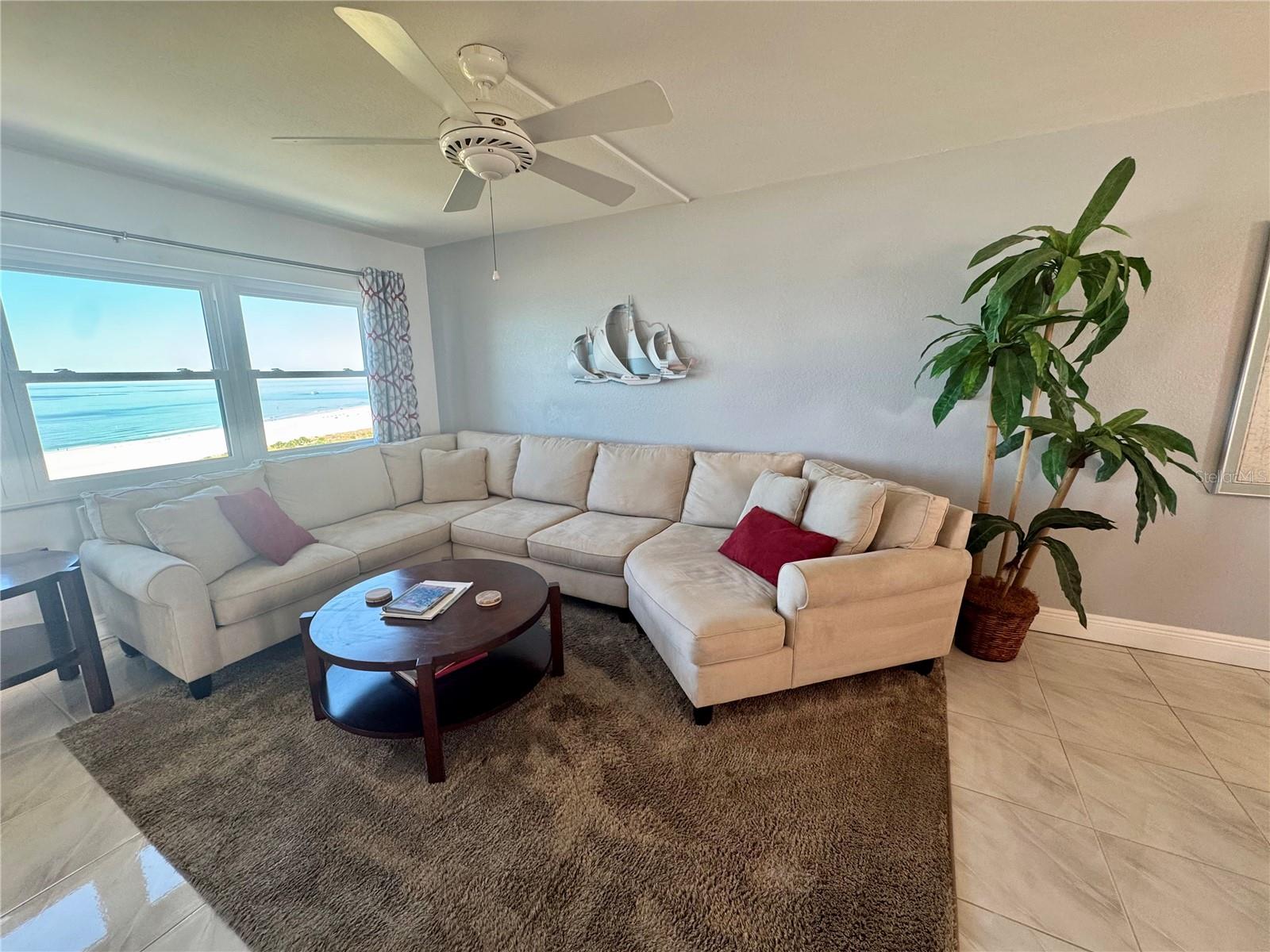 1230 Gulf Blvd #1402 Property Photo 18