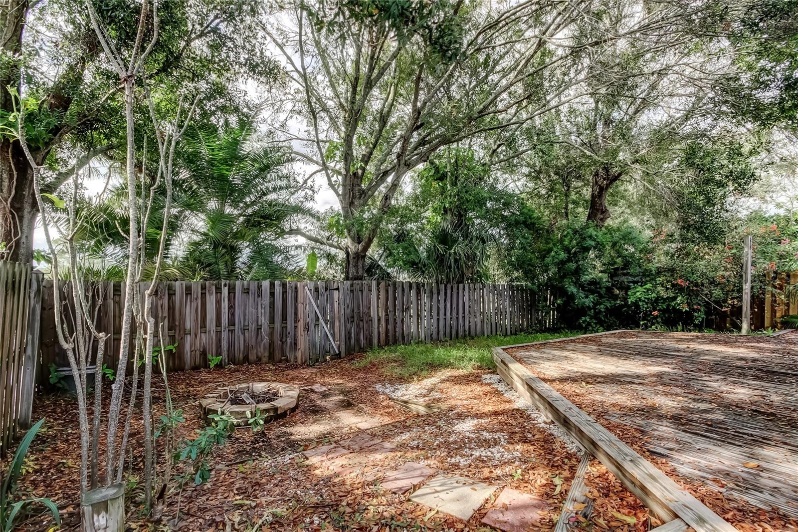 206 Bedford St Property Photo 47
