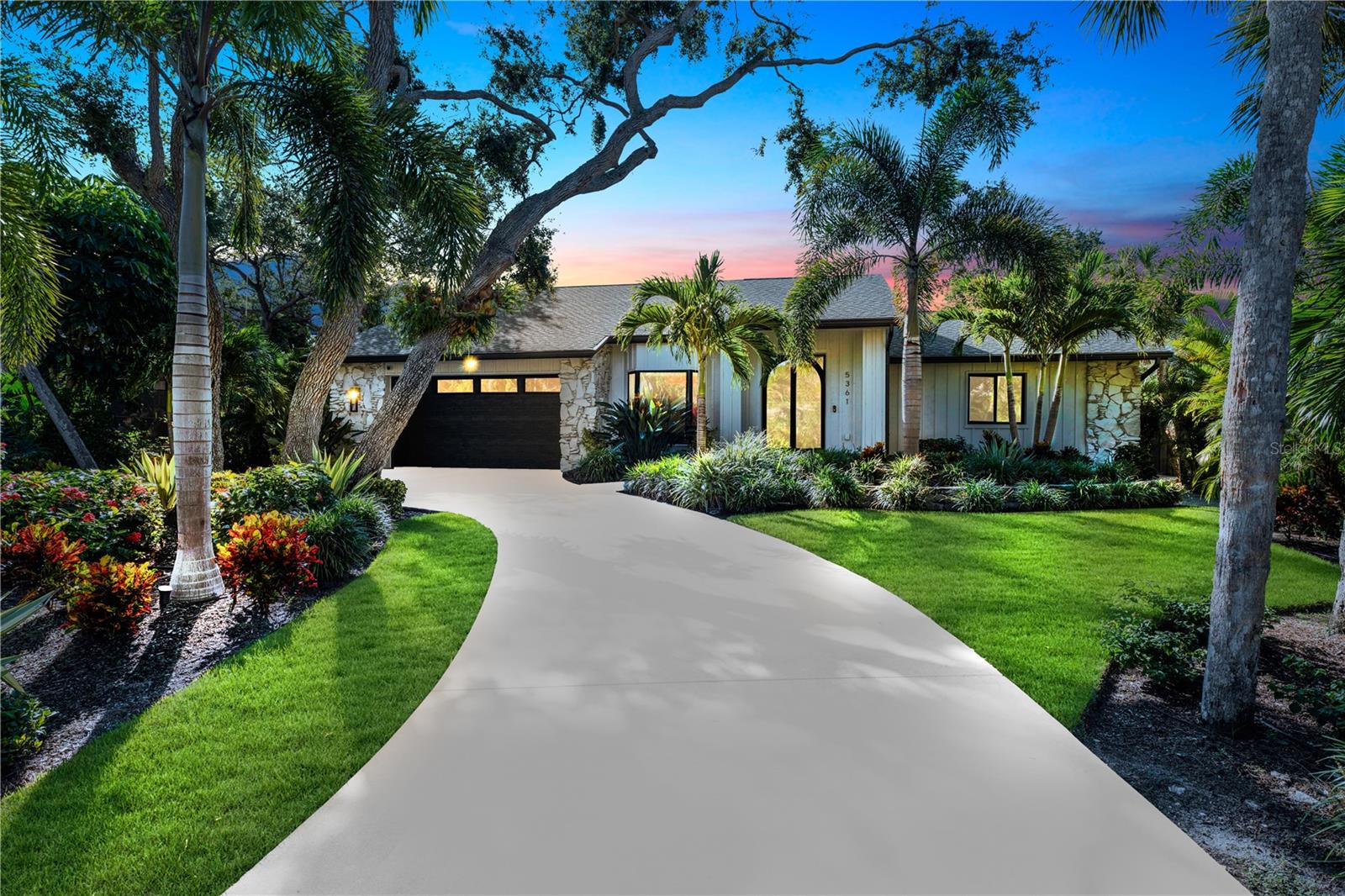 5361 Siesta Ct Property Photo 1