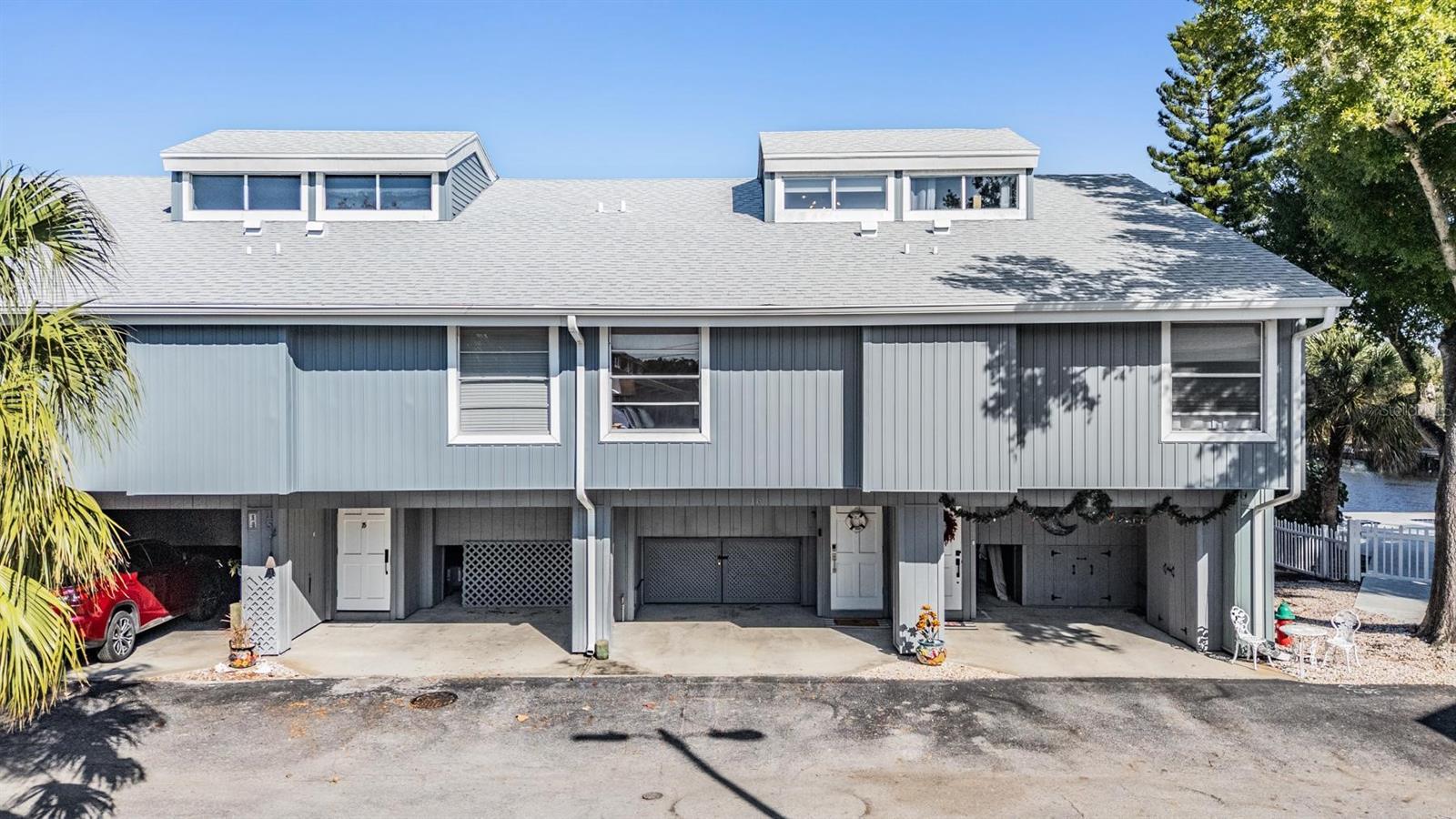 200 Meres Blvd #16 Property Photo 1