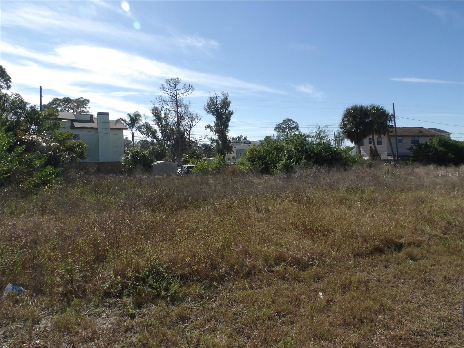 523 Doric Ct Property Photo 5