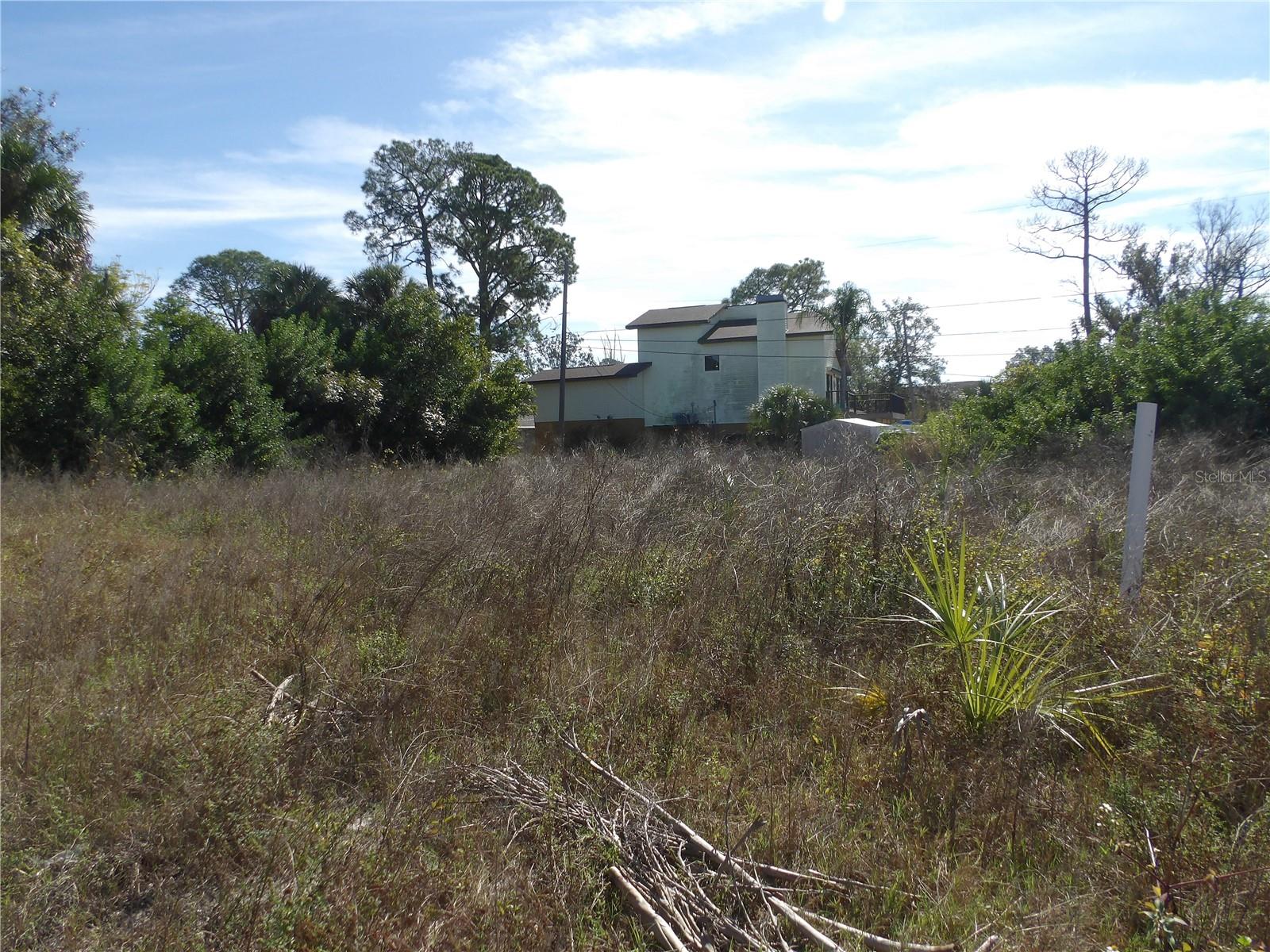 523 Doric Ct Property Photo 8
