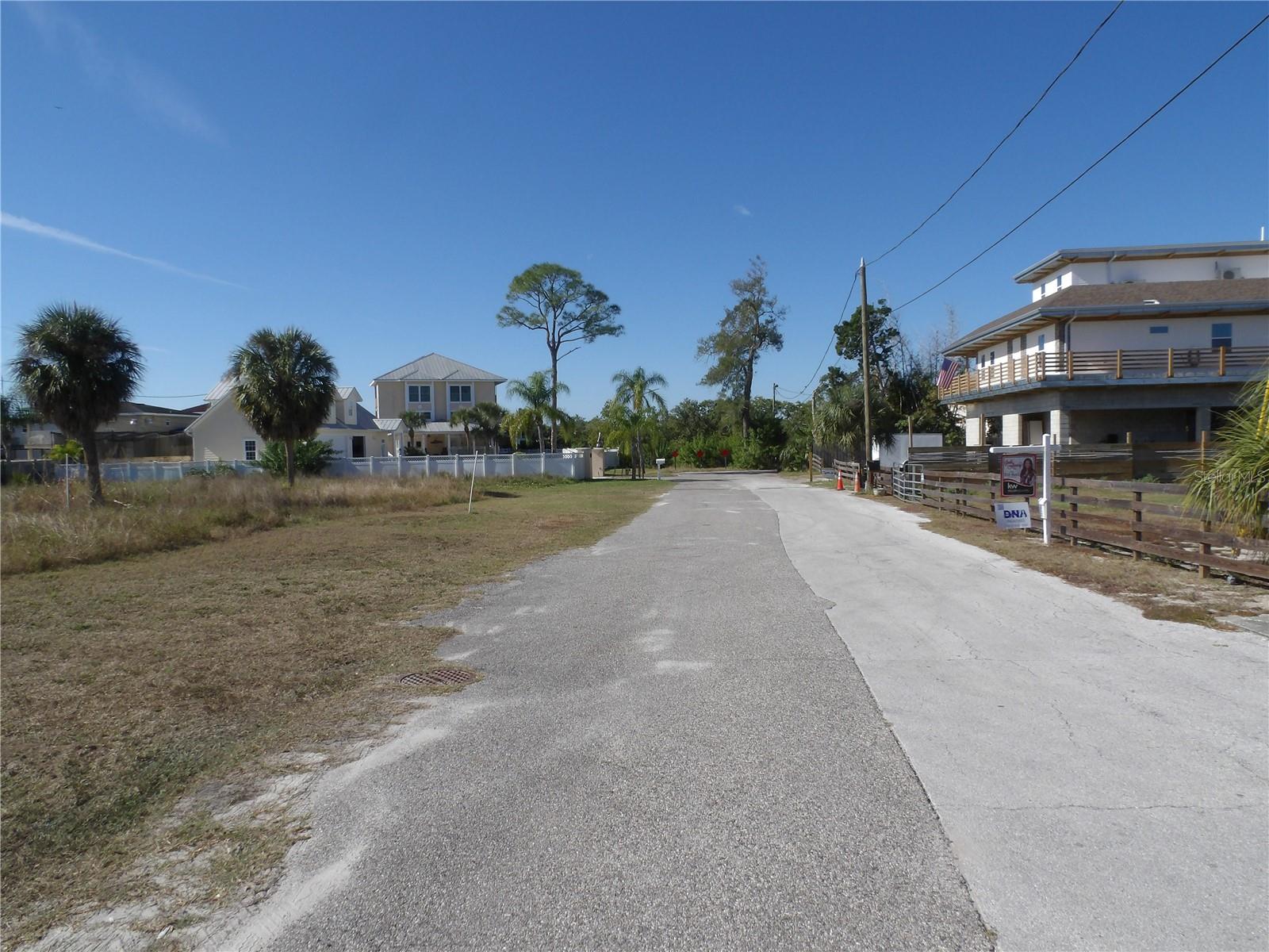 523 Doric Ct Property Photo 9