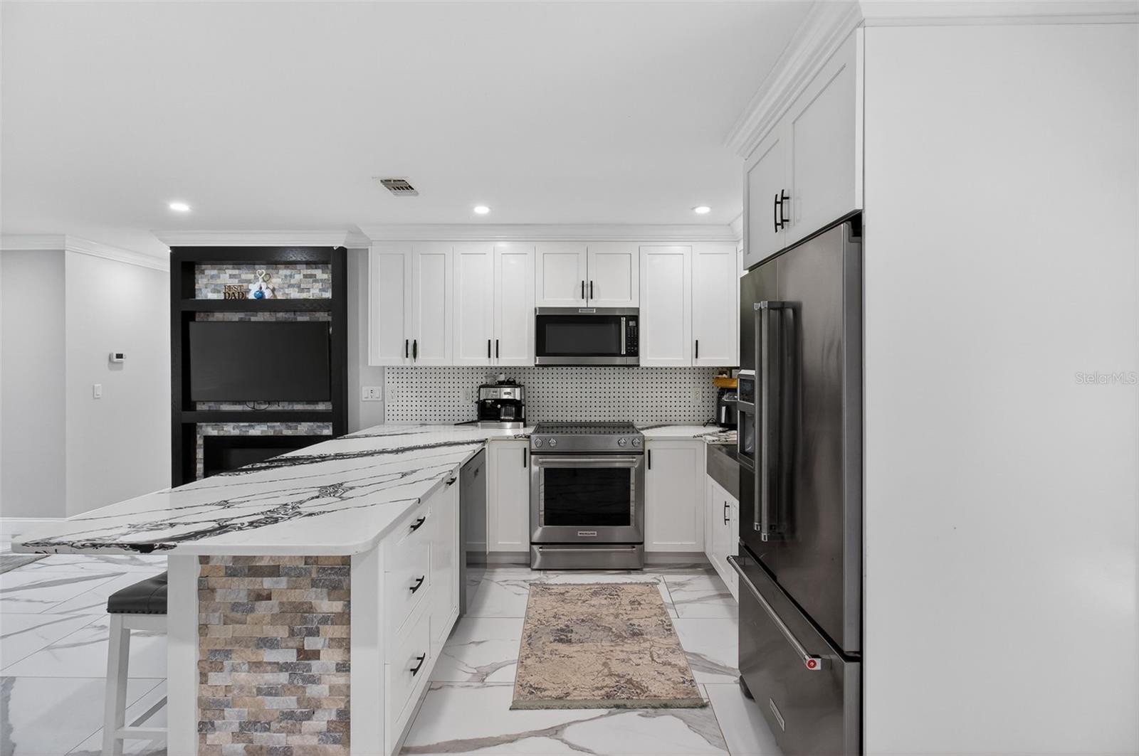 7227 118th Cir Property Photo 9