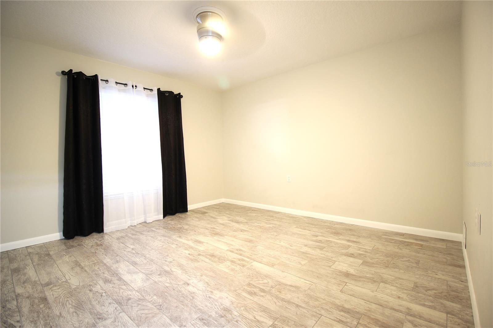 2113 Springmeadow Dr Property Photo 30