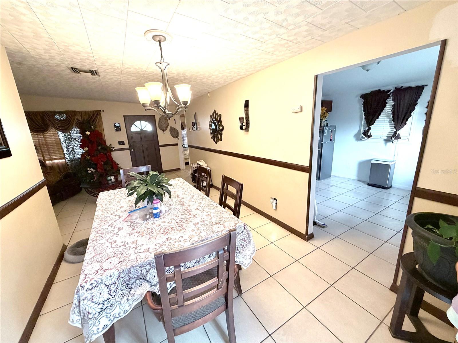 7326 Sheffield Rd Property Photo 8
