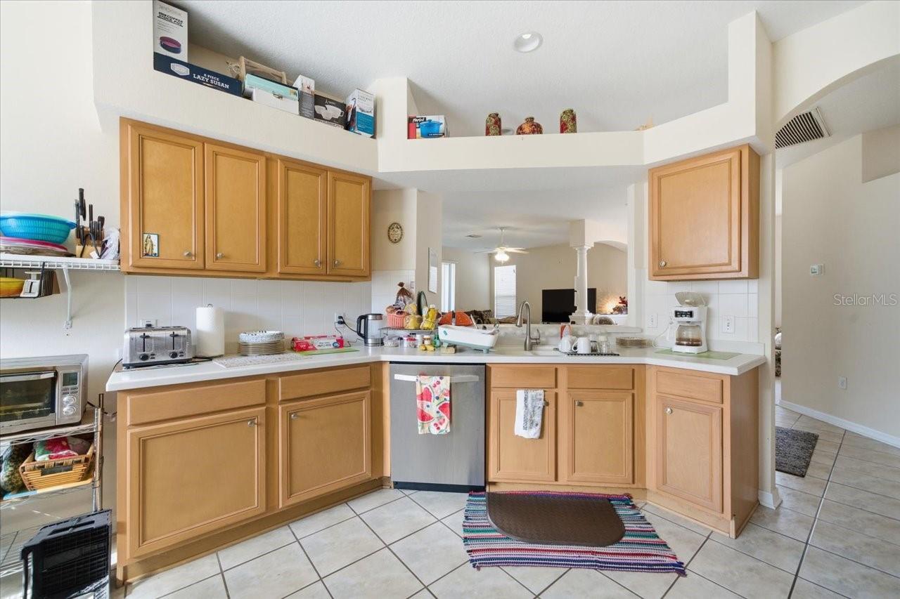18425 Cypress Bay Pkwy Property Photo 10