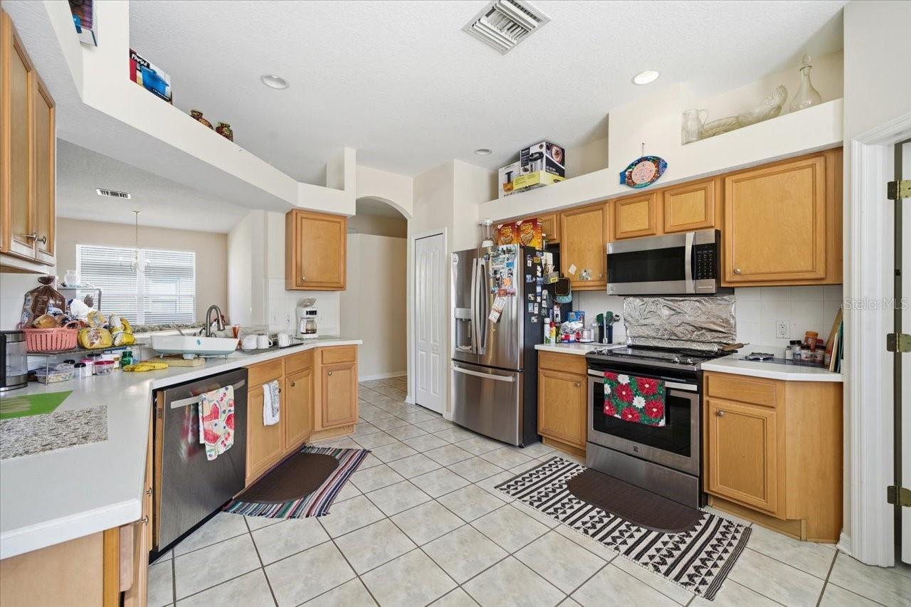 18425 Cypress Bay Pkwy Property Photo 13