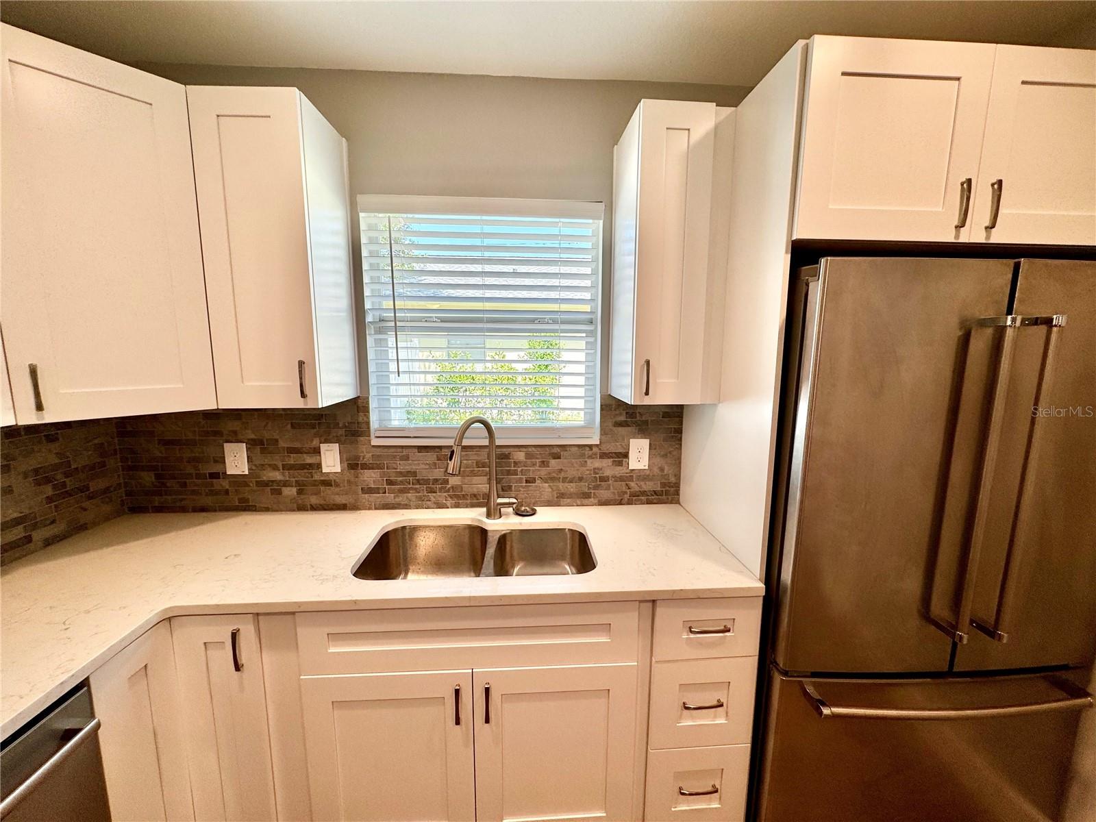 1493 Cleveland St Property Photo 21