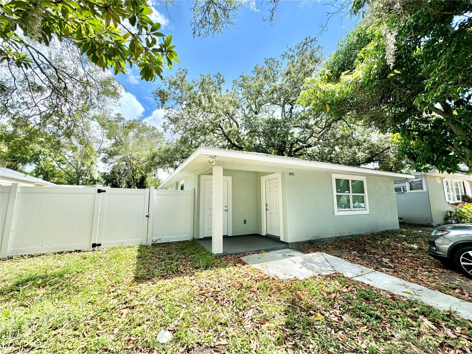 1493 Cleveland St Property Photo 35