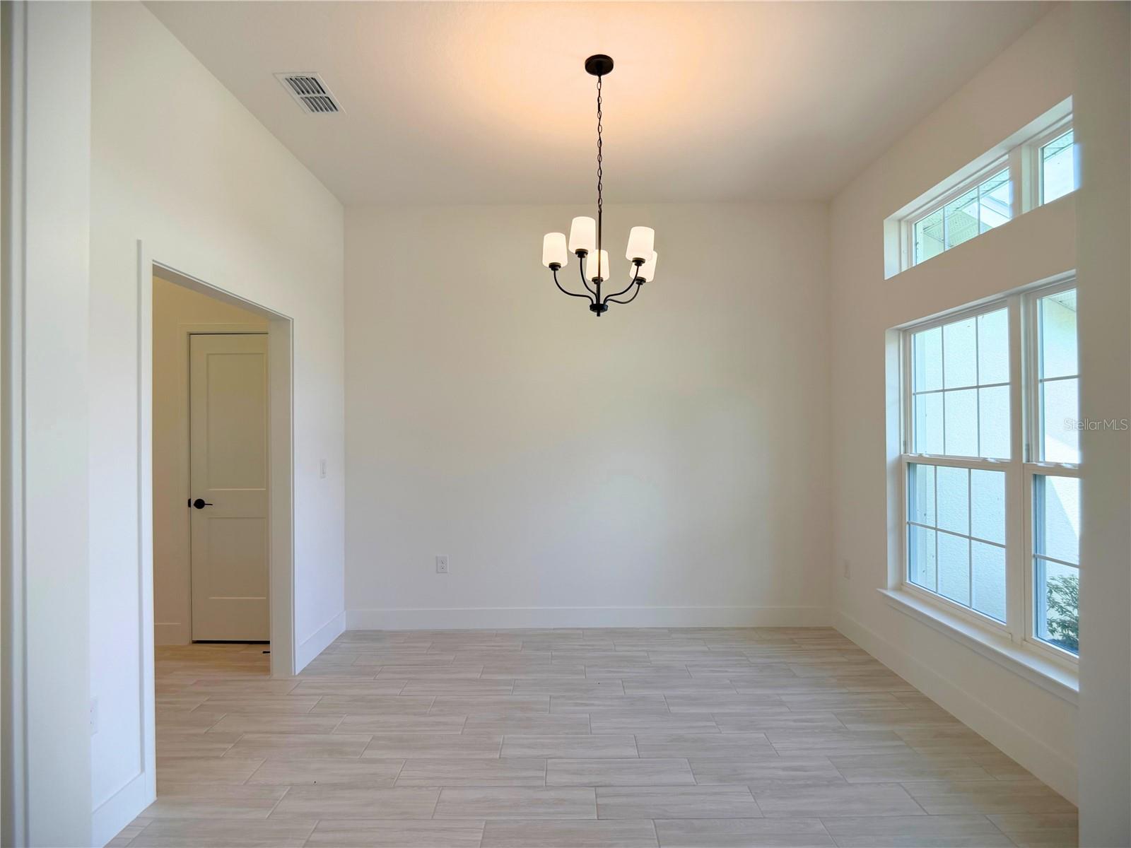 37041 Hidden View Circle Property Photo 9