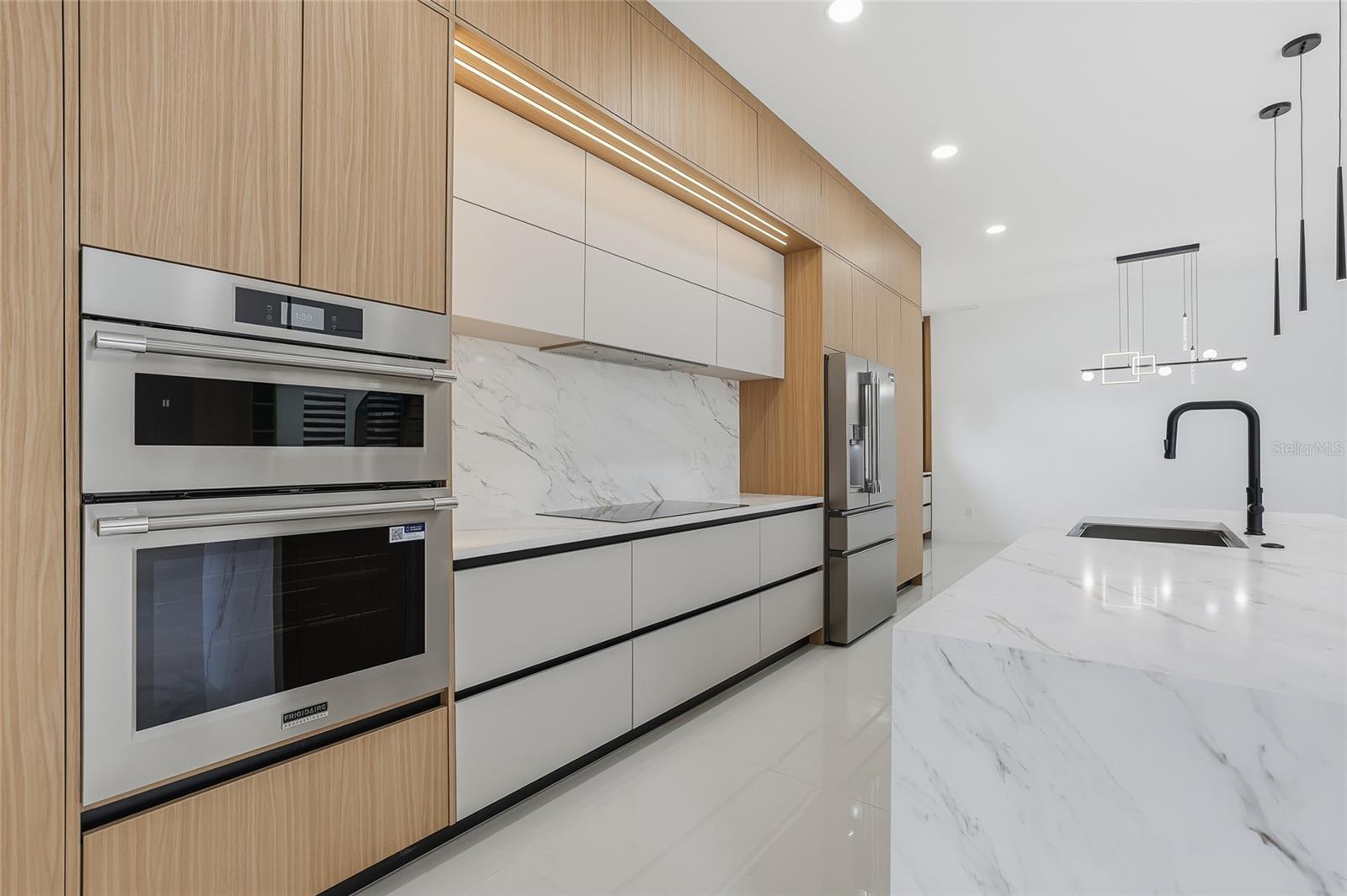6907 N Boulevard Property Photo 19