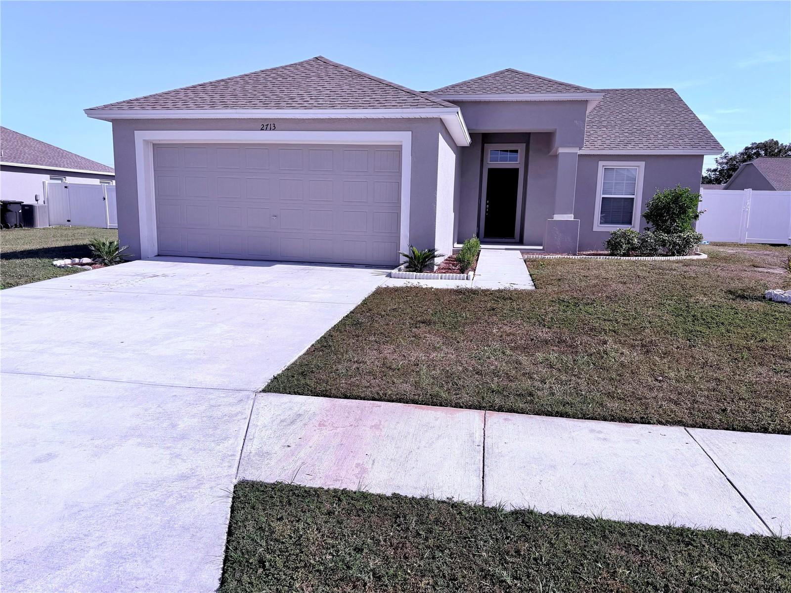 2713 Hudson St Property Photo 1