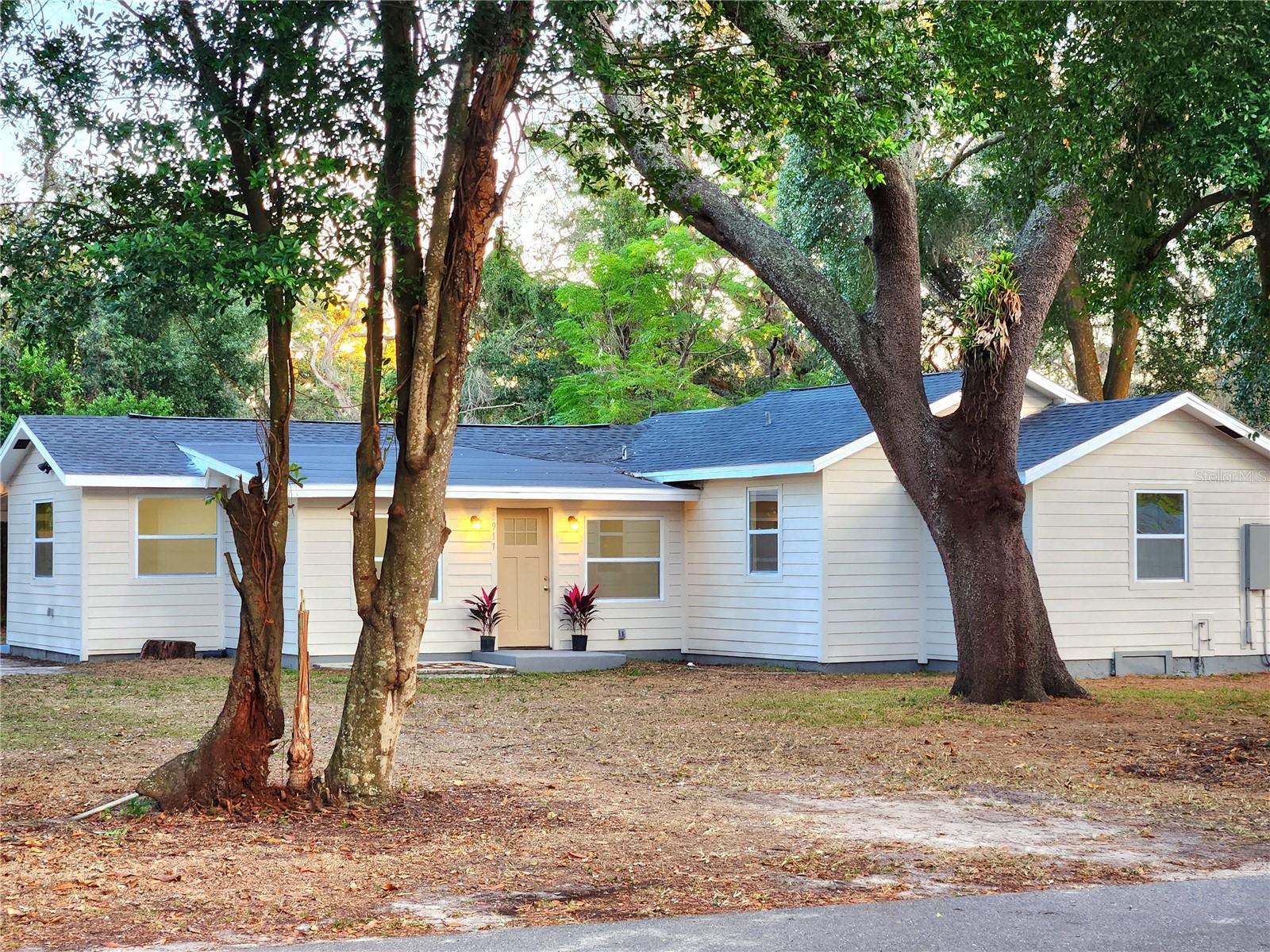 8917 N Highland Ave Property Photo 48