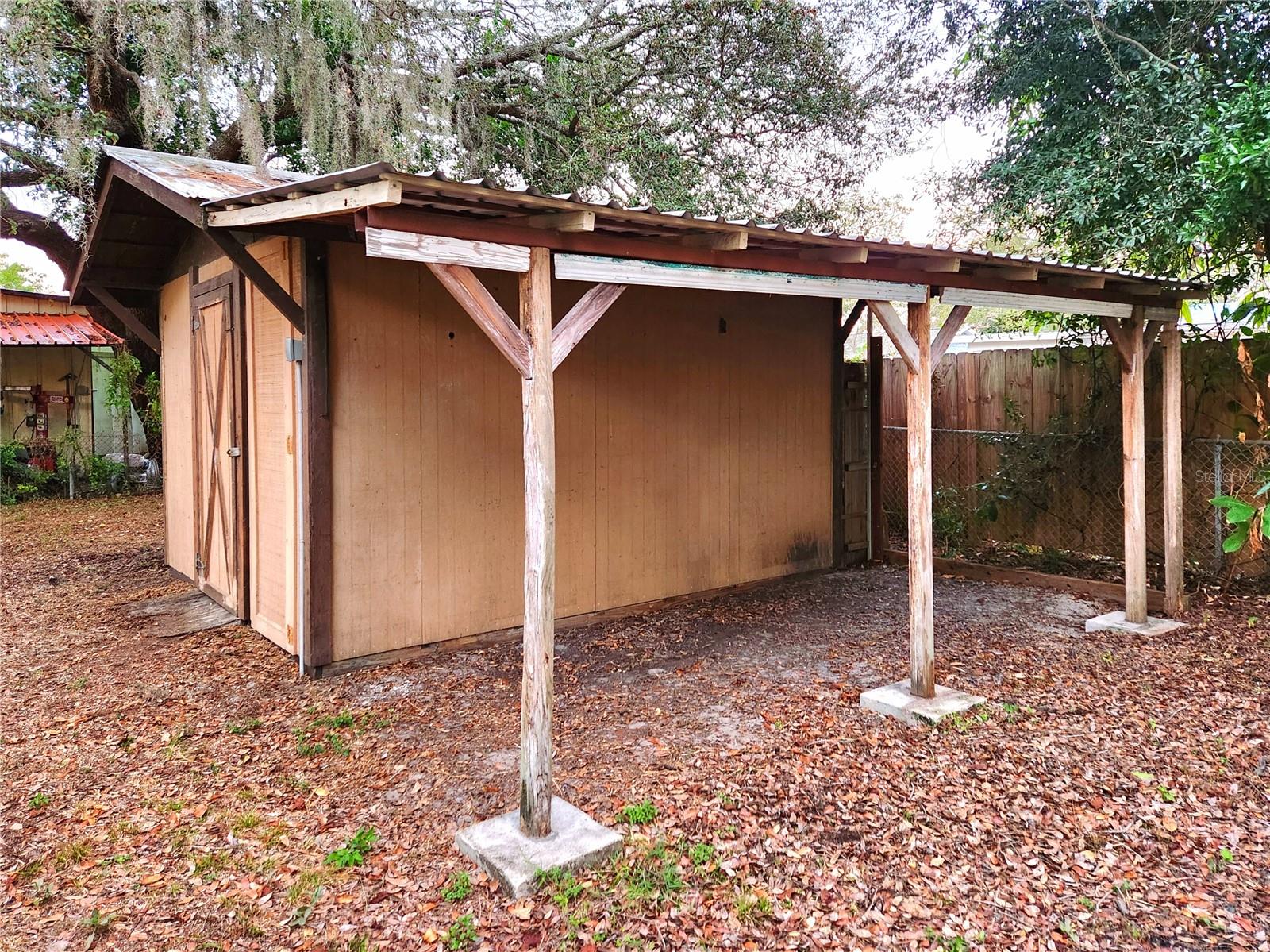 8917 N Highland Ave Property Photo 55