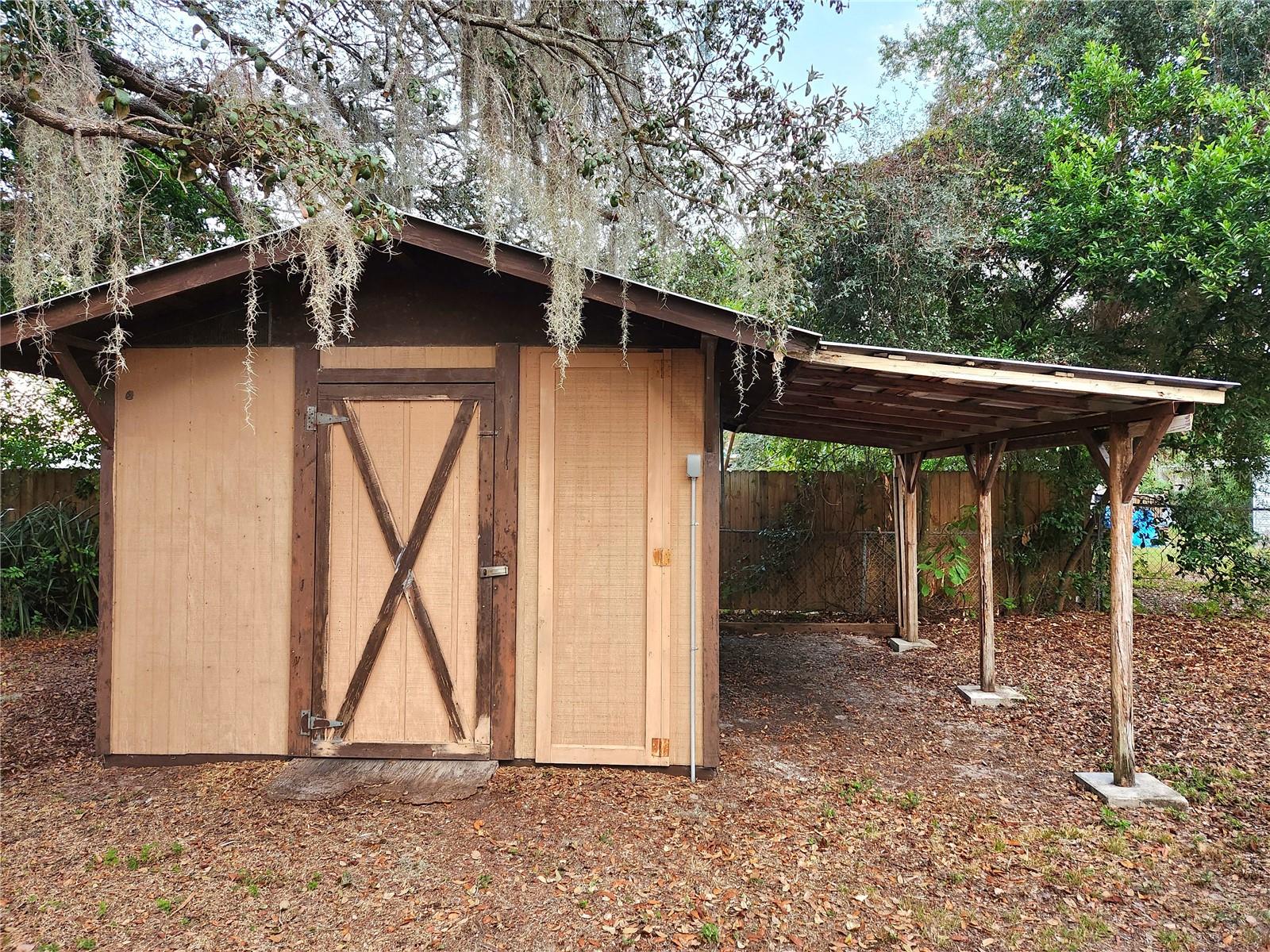 8917 N Highland Ave Property Photo 56