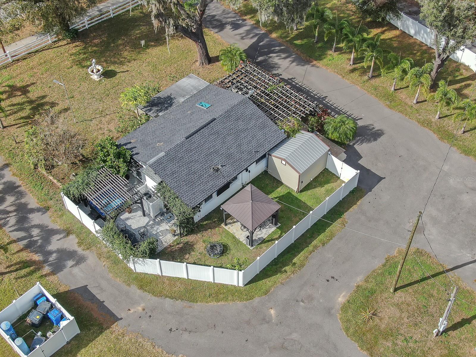 105 S Saint Cloud Ave Property Photo 4