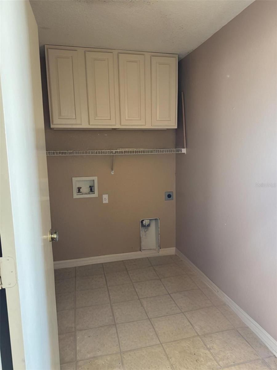 702 Tartan Loop Property Photo 18