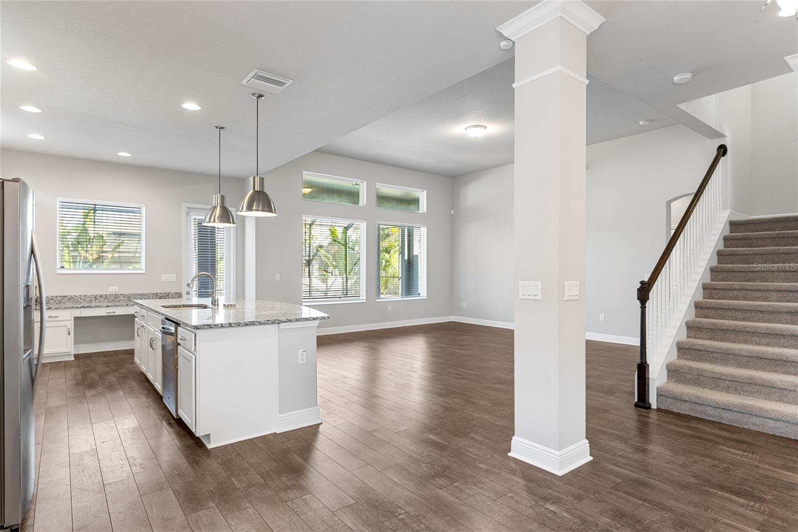 1308 Charleen St Property Photo 16