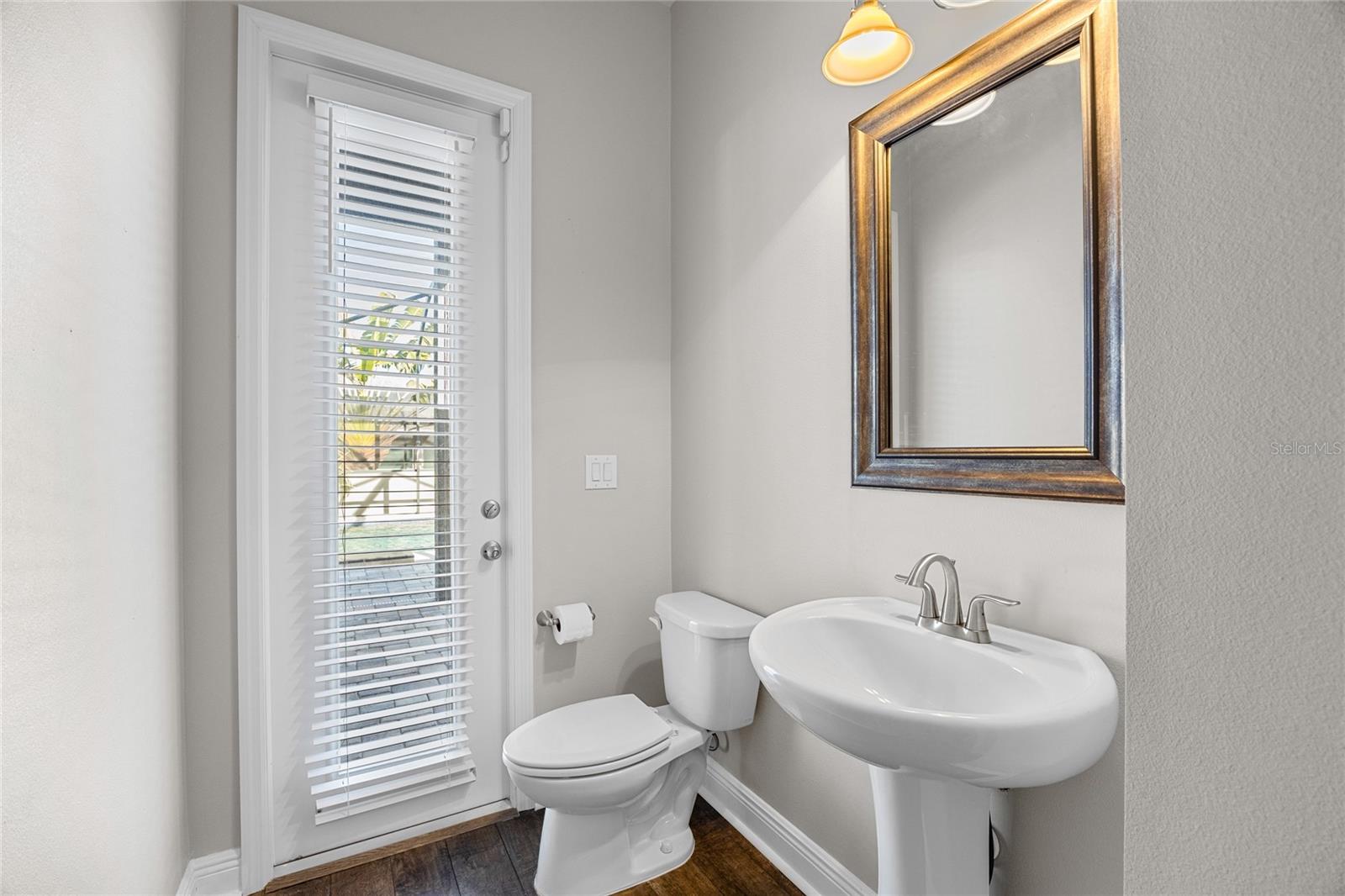 1308 Charleen St Property Photo 23