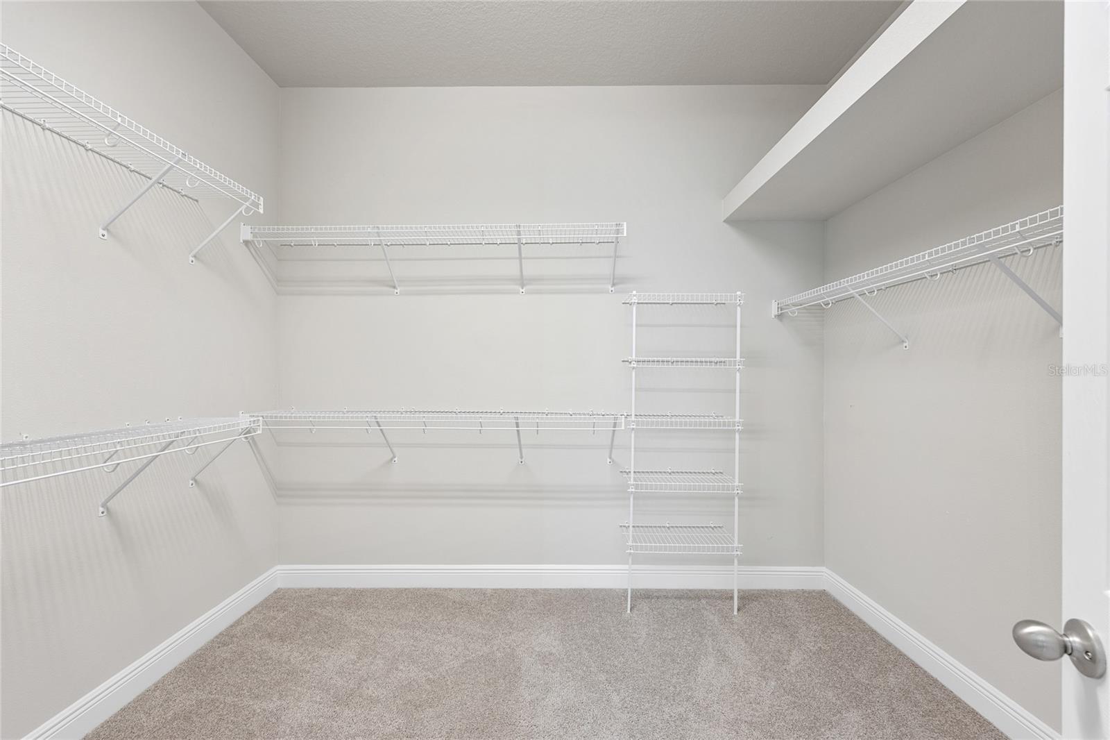 1308 Charleen St Property Photo 28