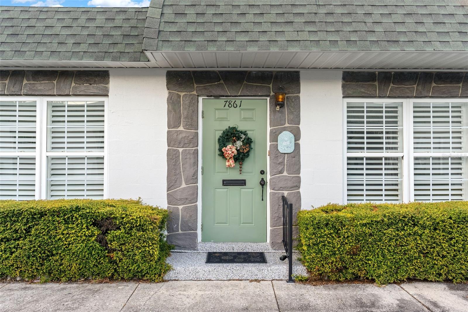 7861 38th Ter N Property Photo 1