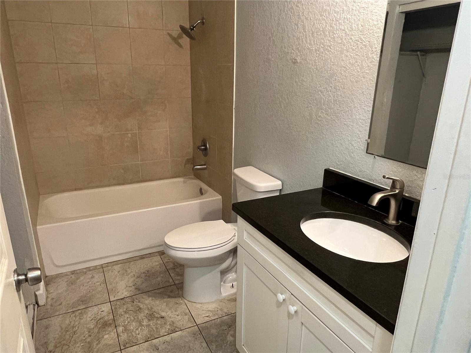 920 Maydell Dr #a Property Photo 3