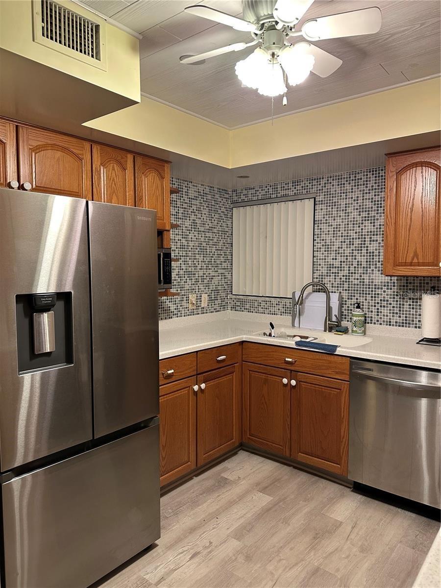 500 N Osceola Ave #403 Property Photo 6