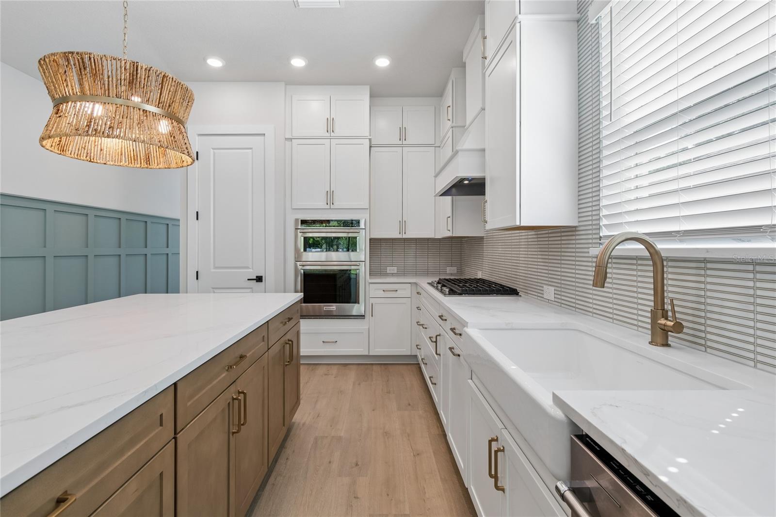 3711 W De Leon St Property Photo 9