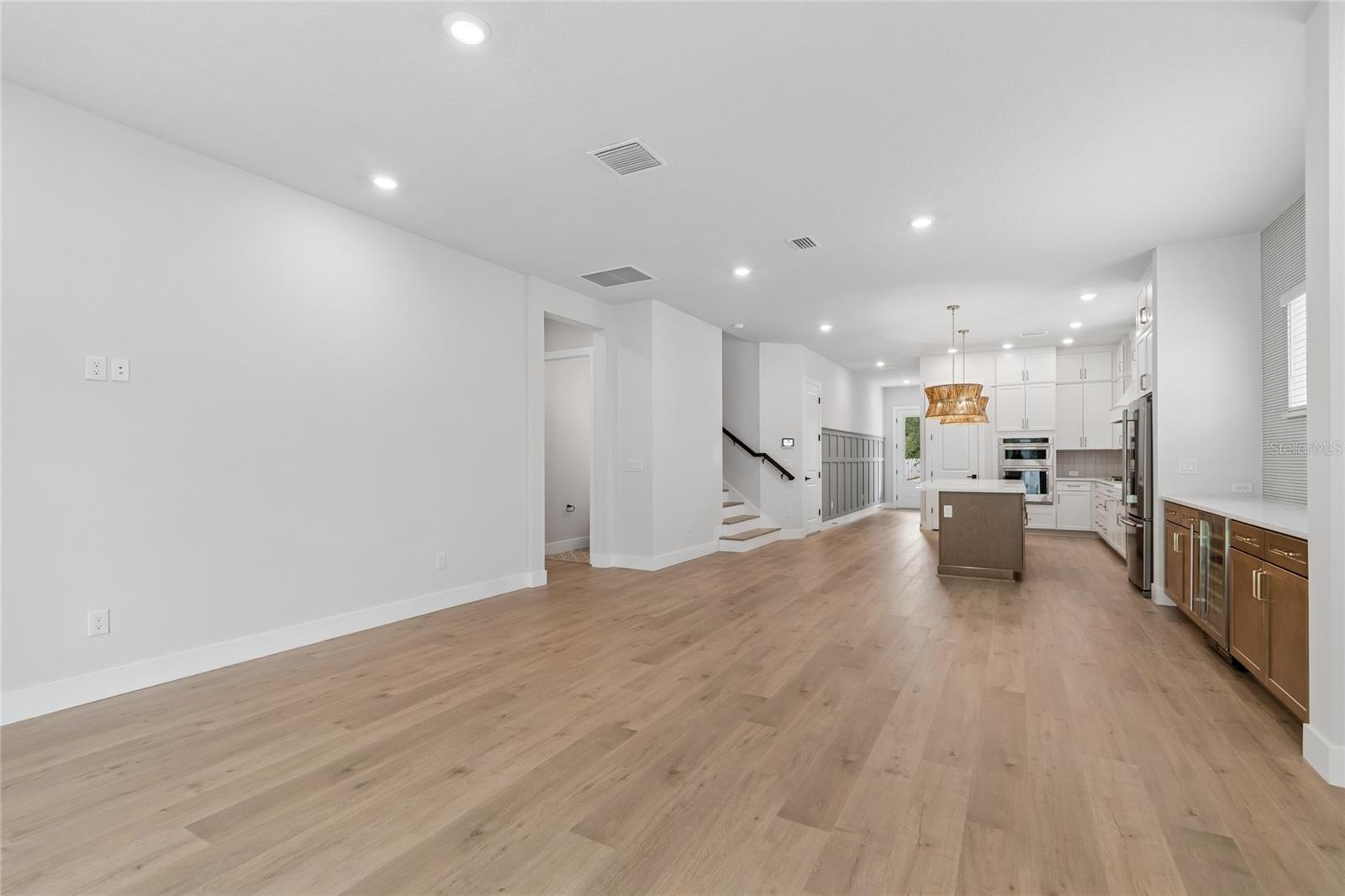 3711 W De Leon St Property Photo 18