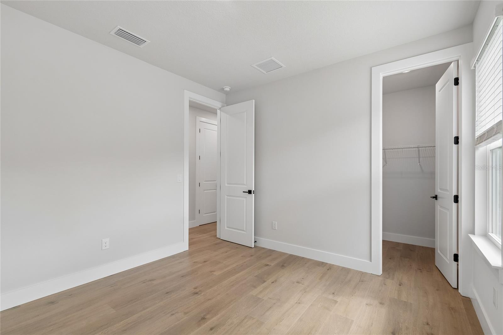 3711 W De Leon St Property Photo 35