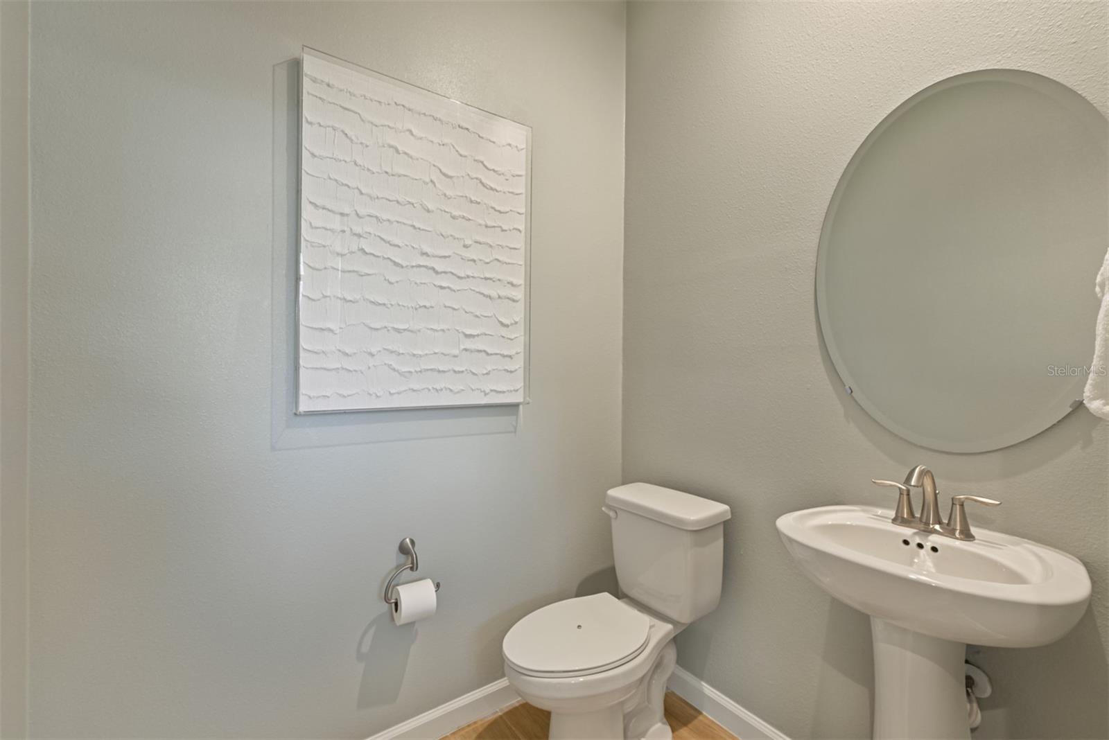 1054 Golden Willow Ct Property Photo 9
