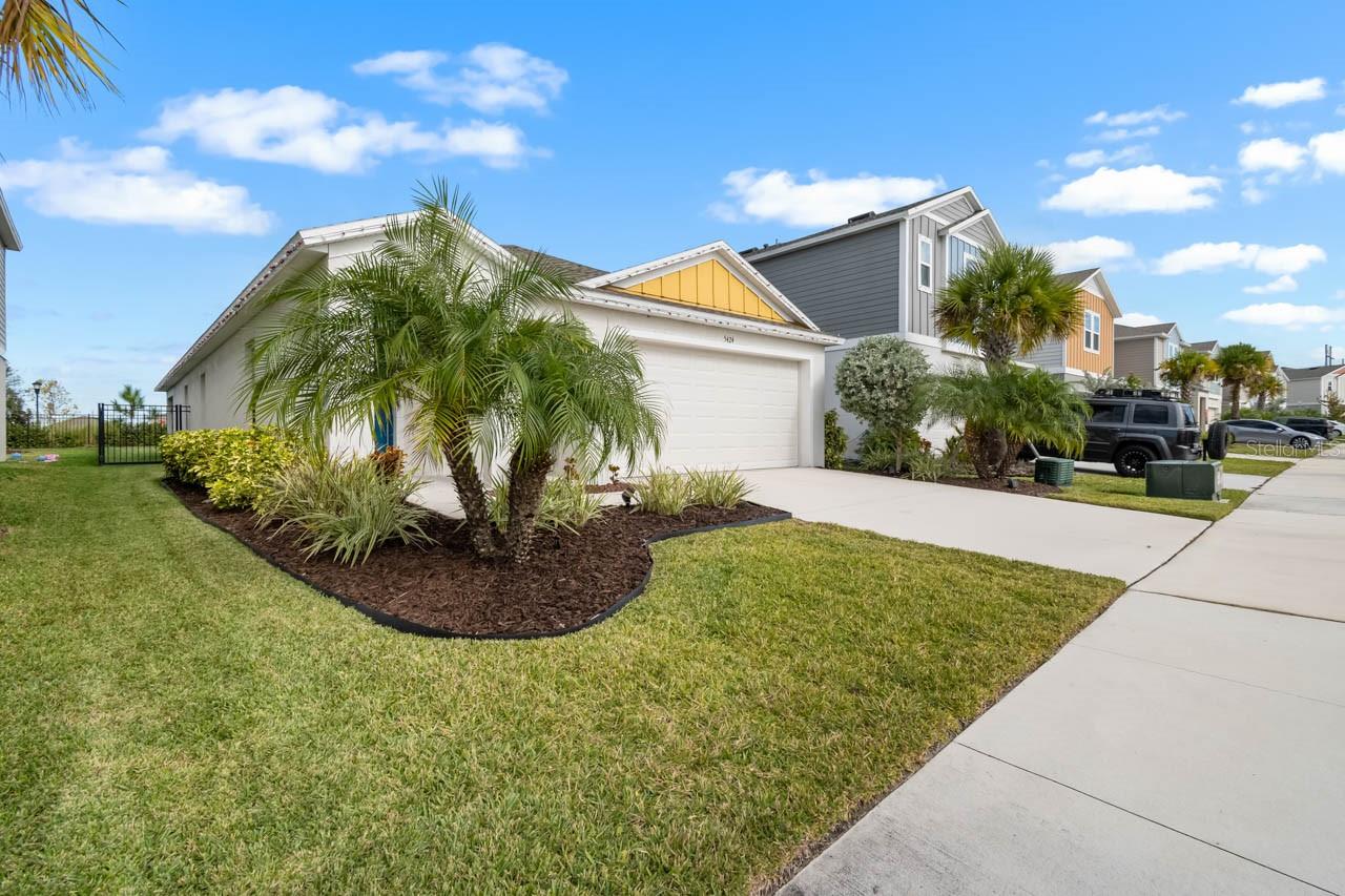 5424 Summer Sunset Dr Property Photo 12