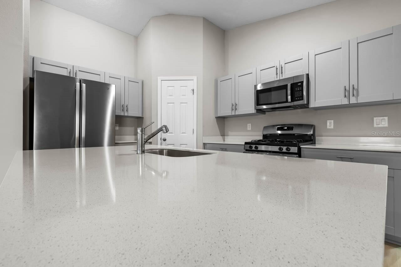 5424 Summer Sunset Dr Property Photo 20