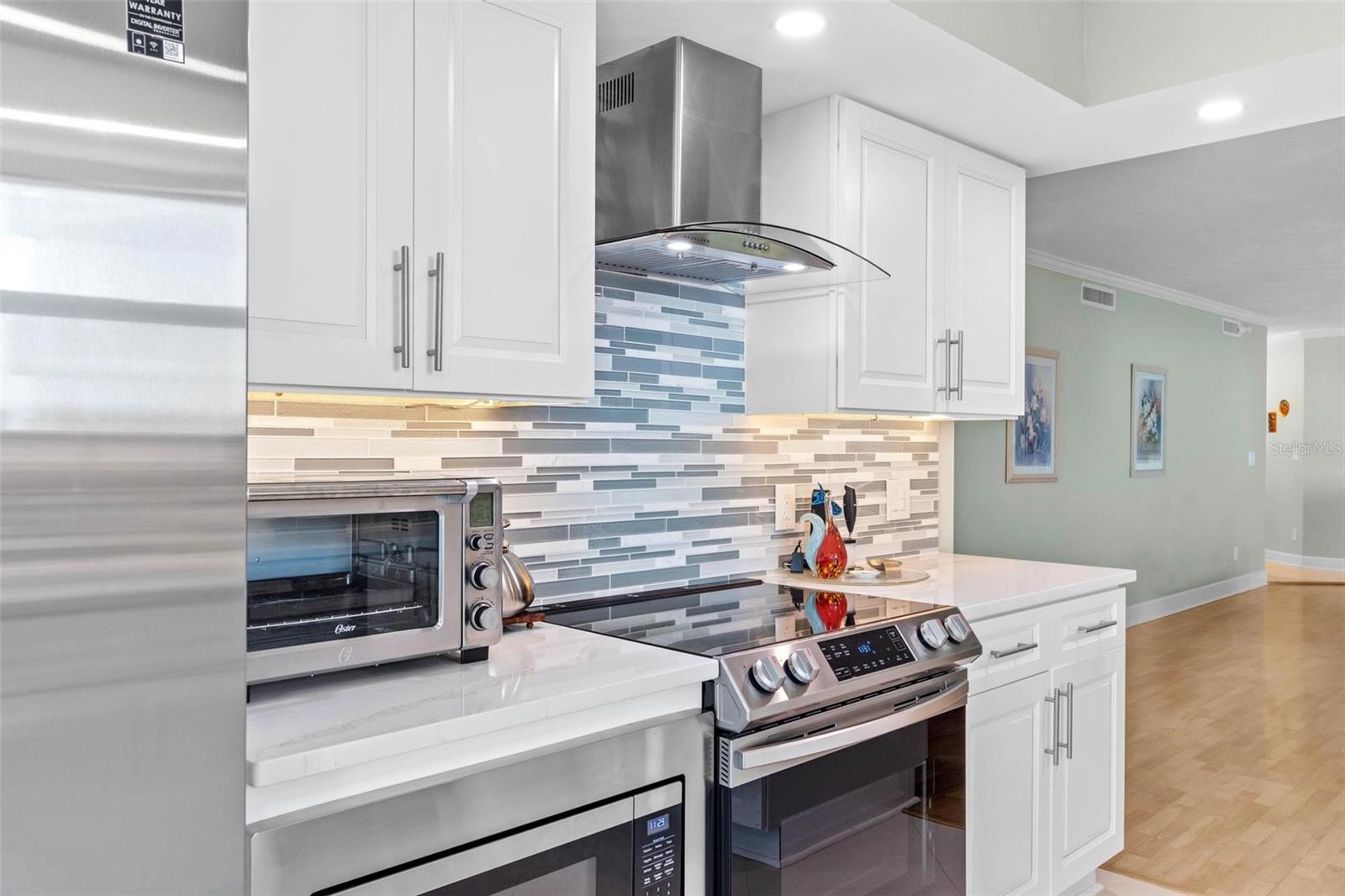 1660 Gulf Blvd #607 Property Photo 13