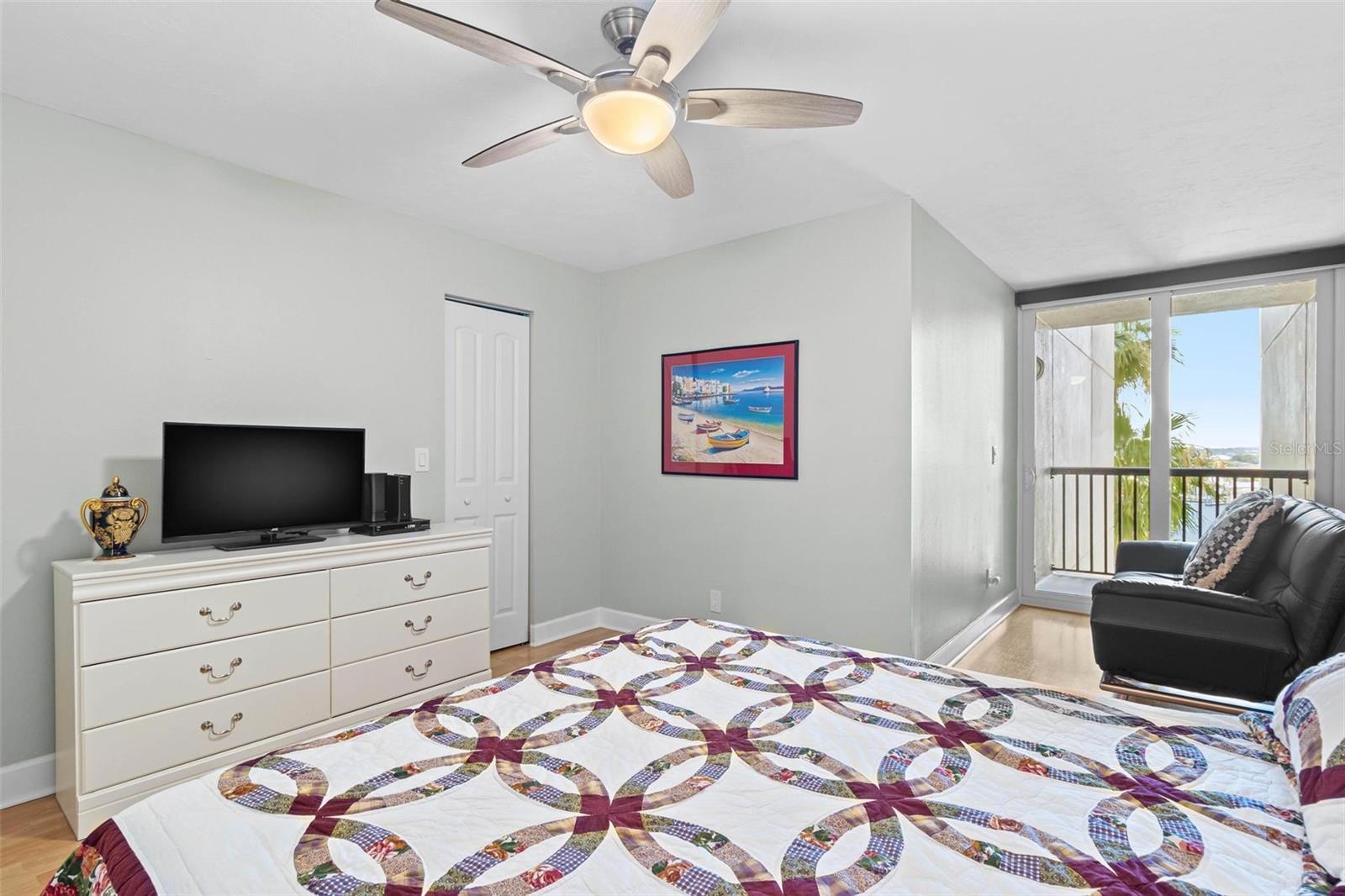 1660 Gulf Blvd #607 Property Photo 25