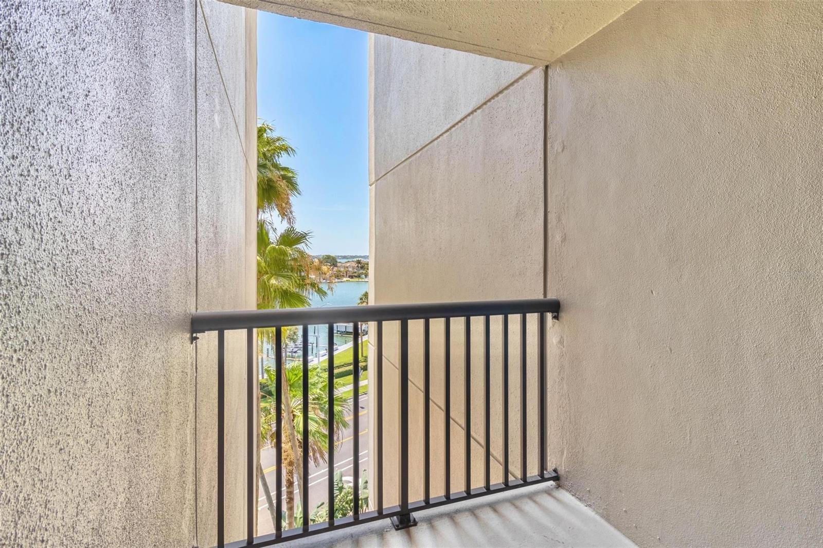 1660 Gulf Blvd #607 Property Photo 30