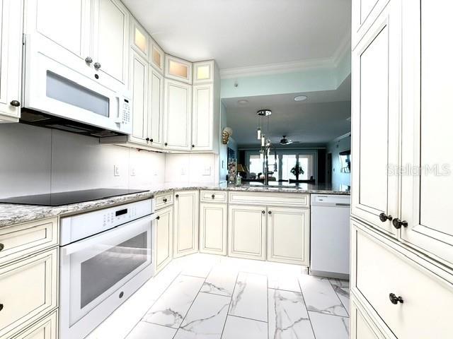 16450 Gulf Blvd #565 Property Photo 15