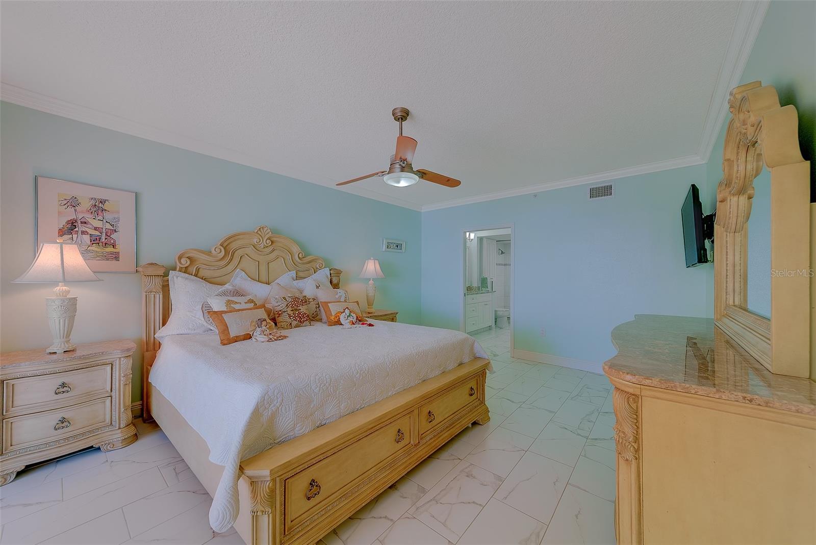 16450 Gulf Blvd #565 Property Photo 27