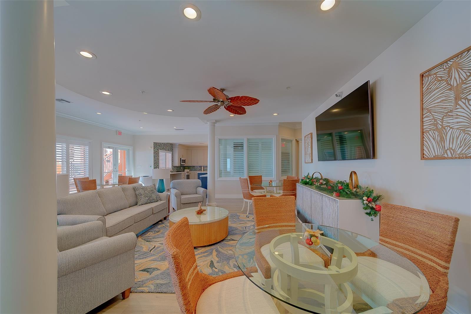 16450 Gulf Blvd #565 Property Photo 40
