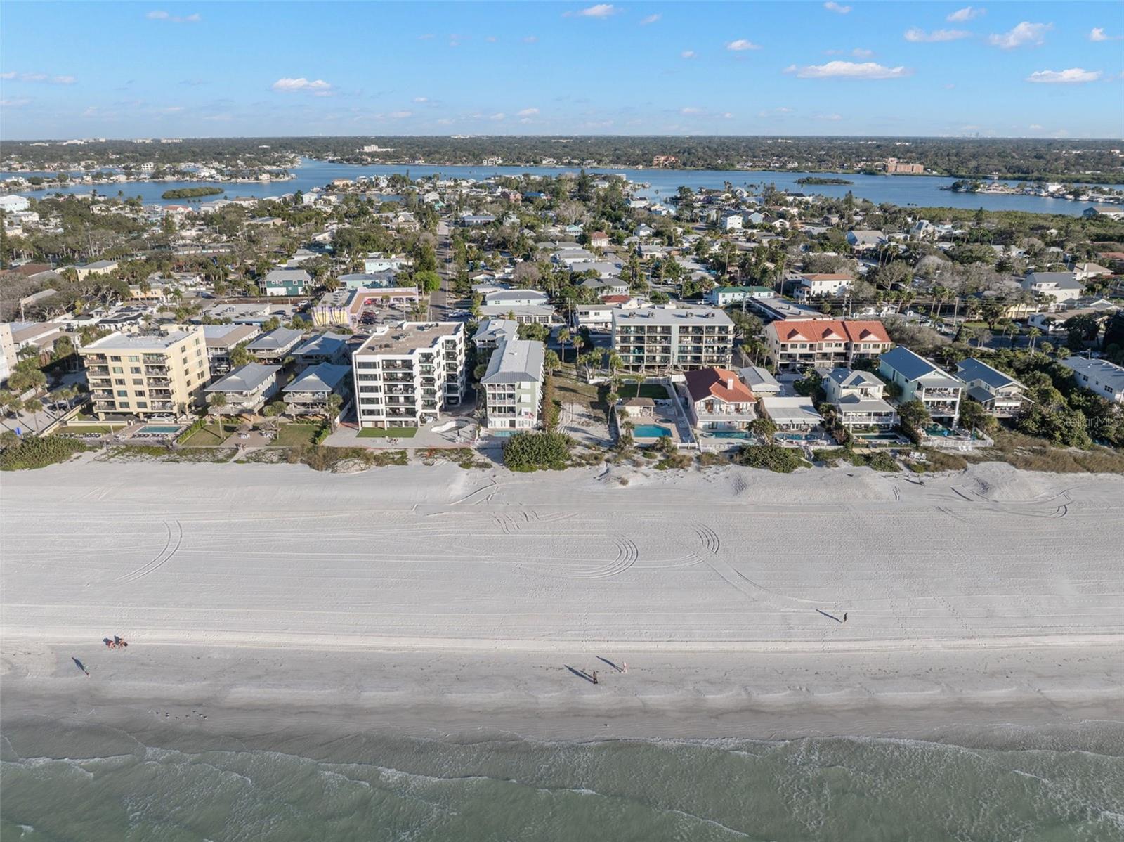 1306 Gulf Blvd Property Photo 2