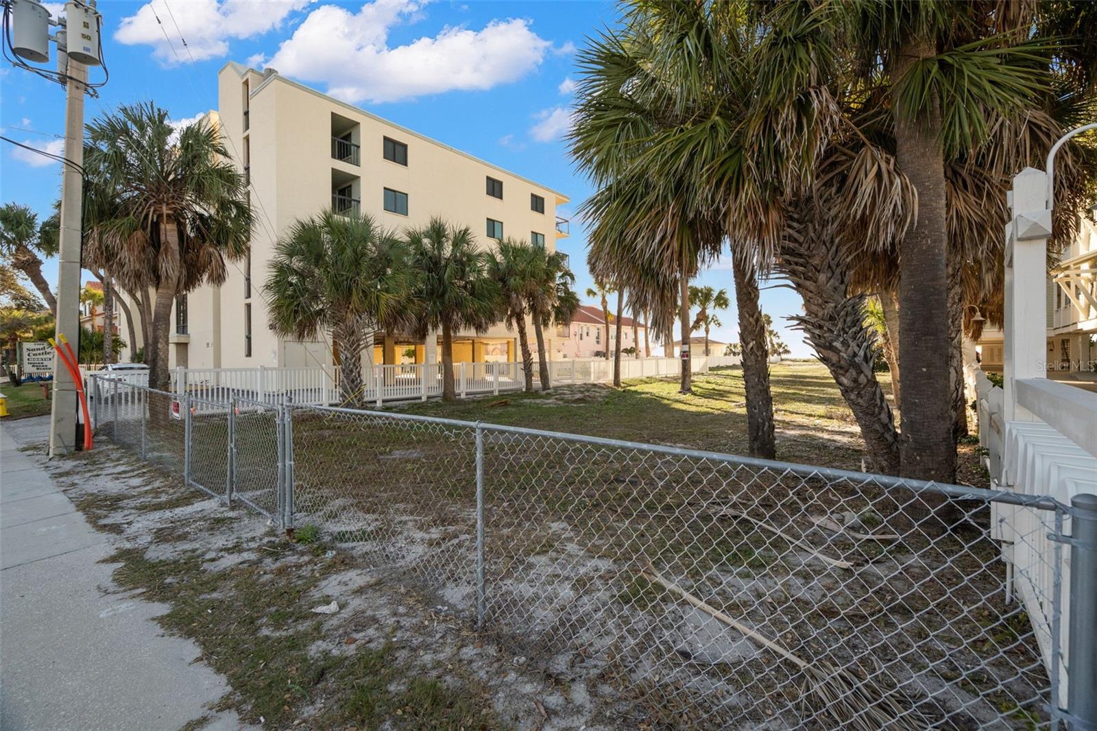 1306 Gulf Blvd Property Photo 6