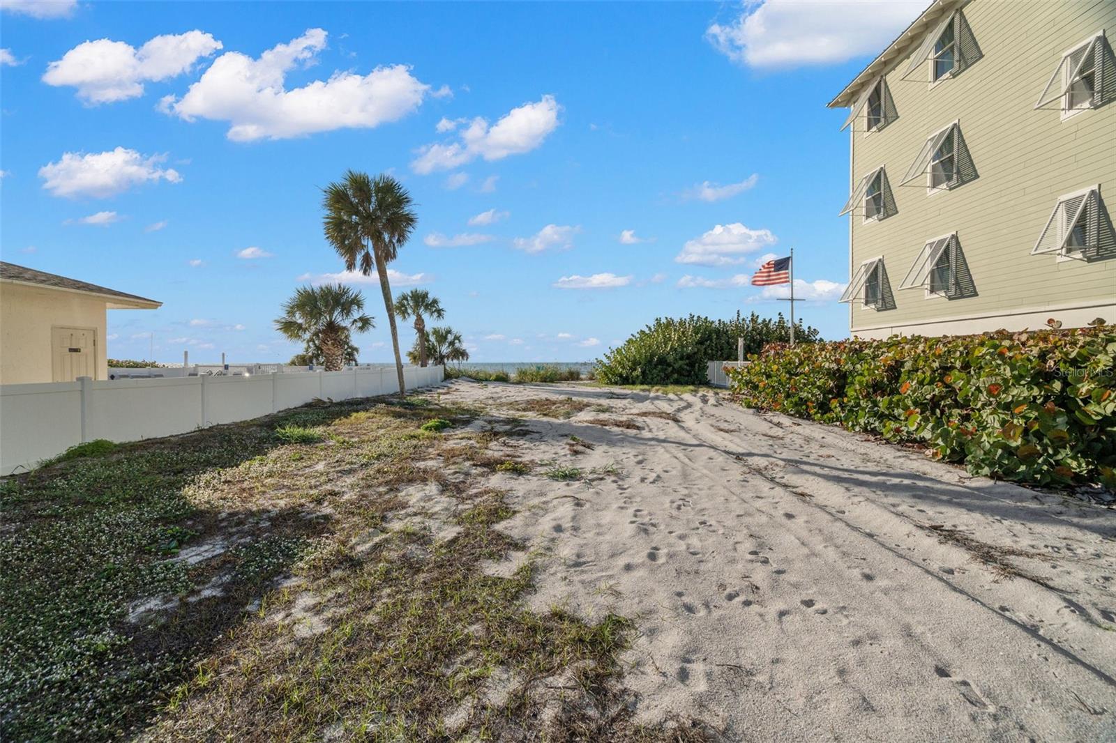 1306 Gulf Blvd Property Photo 11