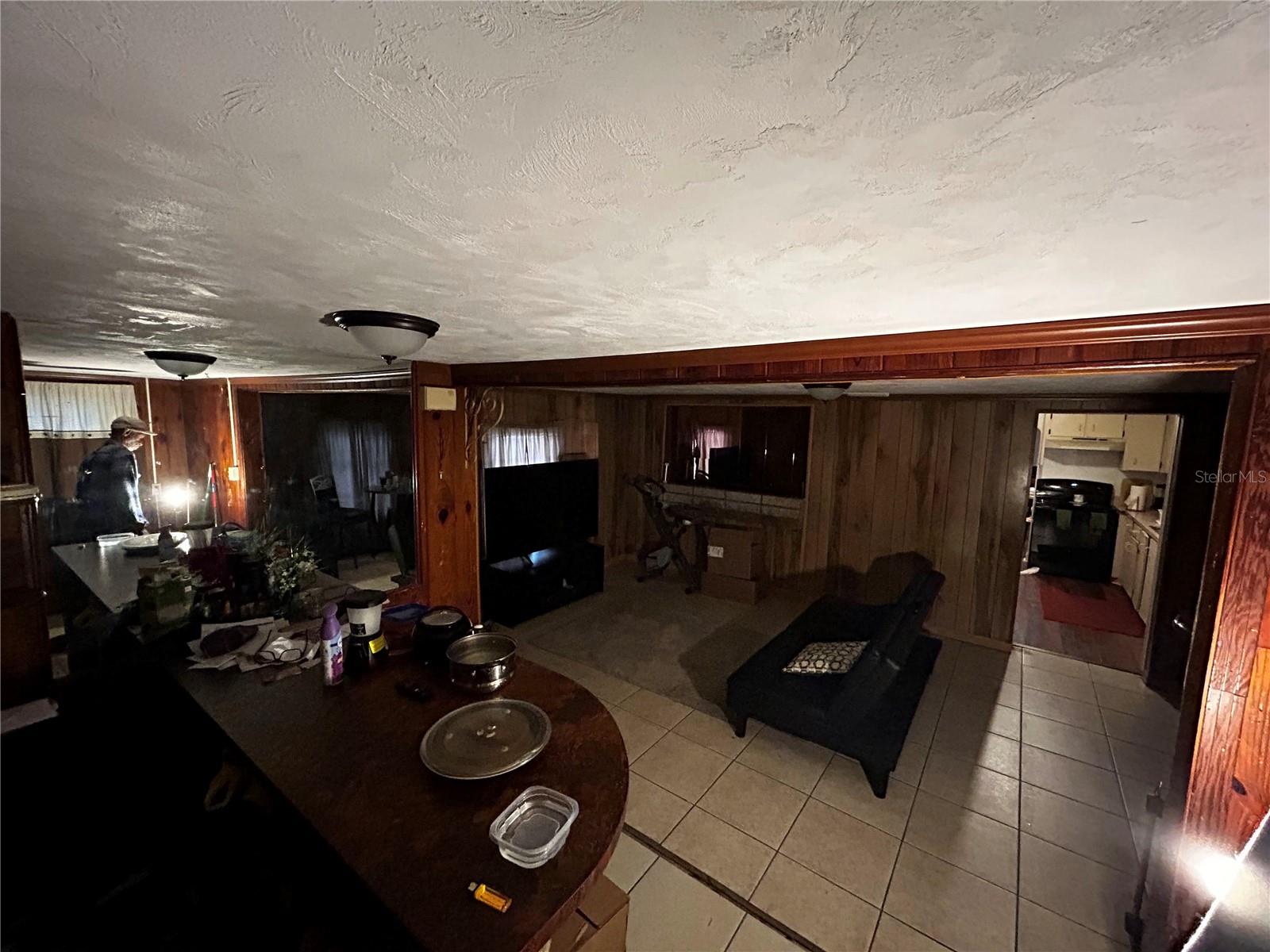 415 Model St Property Photo 15