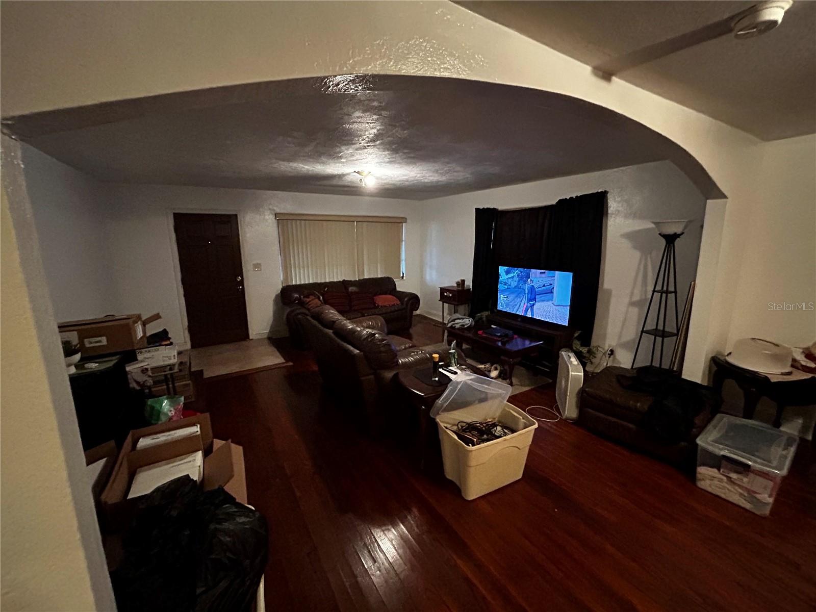 415 Model St Property Photo 25